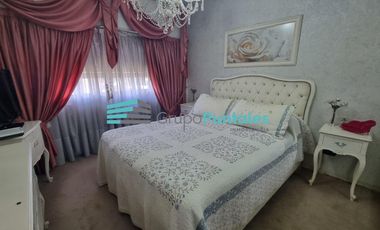 Excelente piso en el centro de Monte Grande de 5 ambientes y hermosas vistas a la plaza