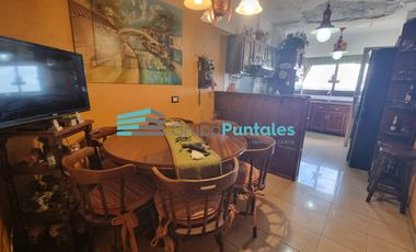 Excelente piso en el centro de Monte Grande de 5 ambientes y hermosas vistas a la plaza