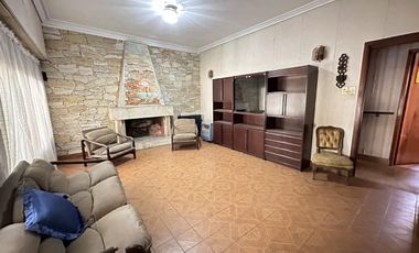 Chalet en Barrio Parque Calchaqui