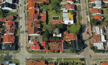 Chalet en Barrio Parque Calchaqui