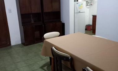 Casa en venta - 4 Dormitorios 3 Baños - 200Mts2 - Santa Clara del Mar