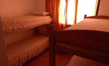 Casa en venta - 4 Dormitorios 3 Baños - 200Mts2 - Santa Clara del Mar