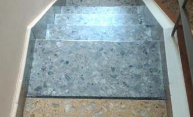 CASA EN VENTA. ADROGUE