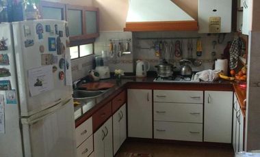 CASA EN VENTA. ADROGUE