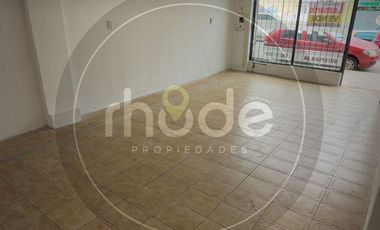 Local en sobre zona comercial en Santa Teresita