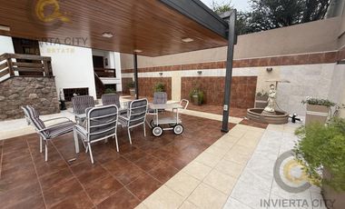 Imponente casa esquina en Cofico en venta y alquiler Apta uso Comercial