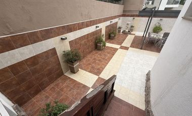 Imponente casa esquina en Cofico en venta y alquiler Apta uso Comercial