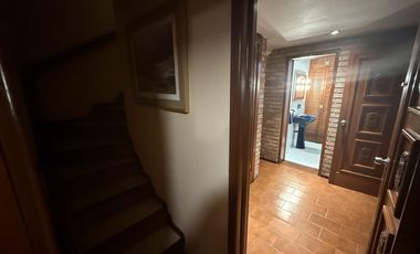 Imponente casa esquina en Cofico en venta y alquiler Apta uso Comercial