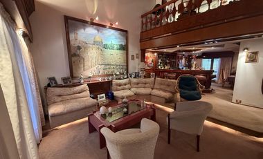 Imponente casa esquina en Cofico en venta y alquiler Apta uso Comercial