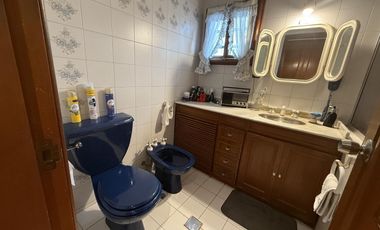 Imponente casa esquina en Cofico en venta y alquiler Apta uso Comercial