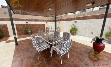 Imponente casa esquina en Cofico en venta y alquiler Apta uso Comercial