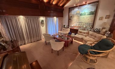Imponente casa esquina en Cofico en venta y alquiler Apta uso Comercial