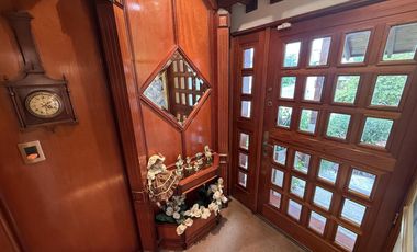 Imponente casa esquina en Cofico en venta y alquiler Apta uso Comercial