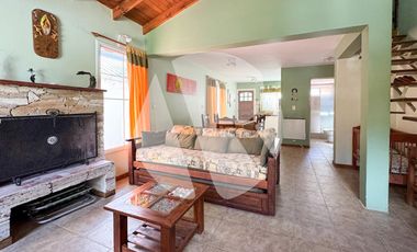 Venta Complejo de Casas en Mar Azul a 1 cuadra del Mar!