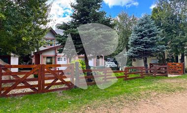 Venta Complejo de Casas en Mar Azul a 1 cuadra del Mar!