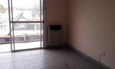 Departamento en venta - 2 Dormitorios 1 Baño - Paso del Rey