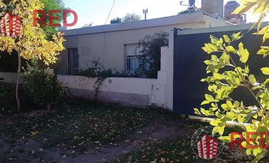 Vende casa en Senillosa