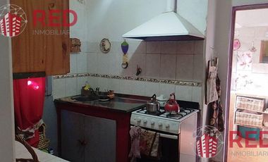 Vende casa en Senillosa