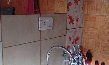 Vende casa en Senillosa