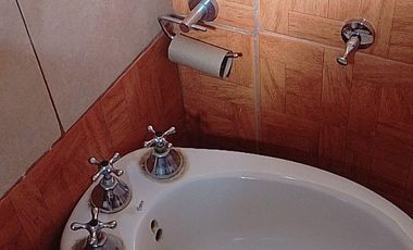 Vende casa en Senillosa