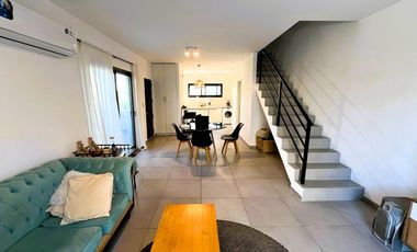 Venta Duplex 3 ambientes grande en Benavidez con 3 terrazas!