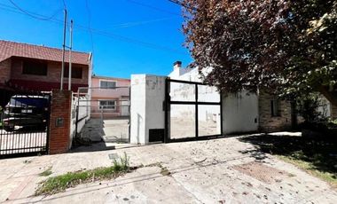 Casa en venta - 1 Dormitorio 1 Baño - Mar del Plata