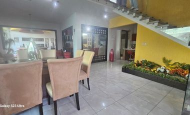 RESIDENCIA EN VENTA CON ALBERCA EN PORTON DE SANTA CLARA, AL NORTE DE AGS.