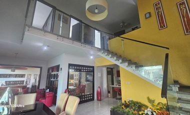 RESIDENCIA EN VENTA CON ALBERCA EN PORTON DE SANTA CLARA, AL NORTE DE AGS.