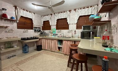 En venta casa frente al mar en Chelem.