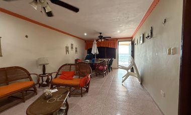 En venta casa frente al mar en Chelem.