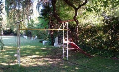 Casa en venta - 4 Dormitorios 2 Baños - 2.370Mts2 - El Trébol, Echeverría