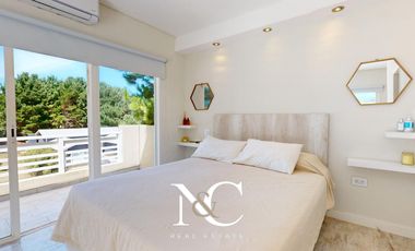 Casa en venta en Costa Esmeralda con cochera