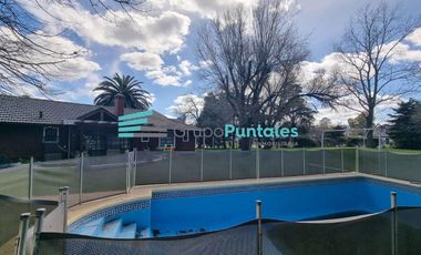 Casa en Barrio el Rodal de Canning con 3 dormitorios y hermoso lote de 1000m2