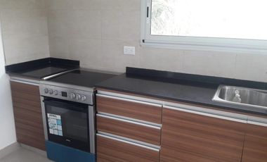 Casa en venta - 3 dormitorios 3 baños - Cochera - 1546mts2  - La Reserva Escondida, Área 60