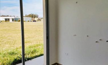 Casa en venta - 3 dormitorios 3 baños - Cochera - 1546mts2  - La Reserva Escondida, Área 60