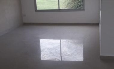 Casa en venta - 3 dormitorios 3 baños - Cochera - 1546mts2  - La Reserva Escondida, Área 60