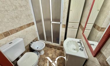 Departamento en venta de  3 ambientes a 1 cuadra del mar, Santa Teresita, amoblado