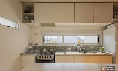 Departamento en venta - 2 Dormitorios 1 Baño 1 Cochera - 75mts2 - La Plata