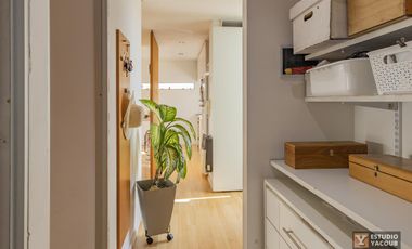 Departamento en venta - 2 Dormitorios 1 Baño 1 Cochera - 75mts2 - La Plata
