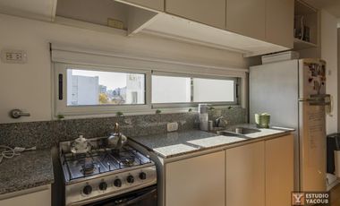 Departamento en venta - 2 Dormitorios 1 Baño 1 Cochera - 75mts2 - La Plata