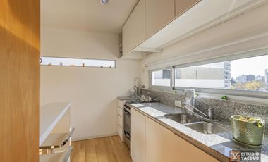Departamento en venta - 2 Dormitorios 1 Baño 1 Cochera - 75mts2 - La Plata