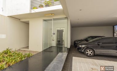 Departamento en venta - 2 Dormitorios 1 Baño 1 Cochera - 75mts2 - La Plata