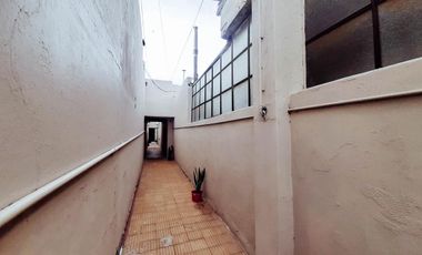 PH en venta - 2 dormitorios 2 baños - 80mts2 - La Plata