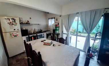 PH en venta - 2 dormitorios 2 baños - 80mts2 - La Plata