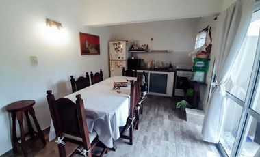 PH en venta - 2 dormitorios 2 baños - 80mts2 - La Plata