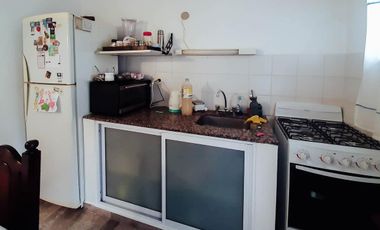 PH en venta - 2 dormitorios 2 baños - 80mts2 - La Plata