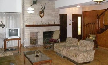 Casa en venta - 4 dormitorios 6 baños - Cochera - 400 mts2 - La Plata