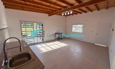 Casa en Cañuelas 3 ambientes con pileta a 100 mts de la Ruta 205