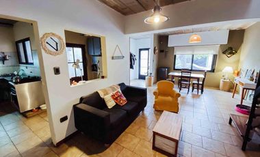 Casa en venta - 3 dormitorios 2 baño 1 cochera - 142mts2 - La Plata [FINANCIADO]