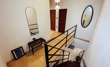 Casa en venta - 3 dormitorios 2 baño 1 cochera - 142mts2 - La Plata [FINANCIADO]